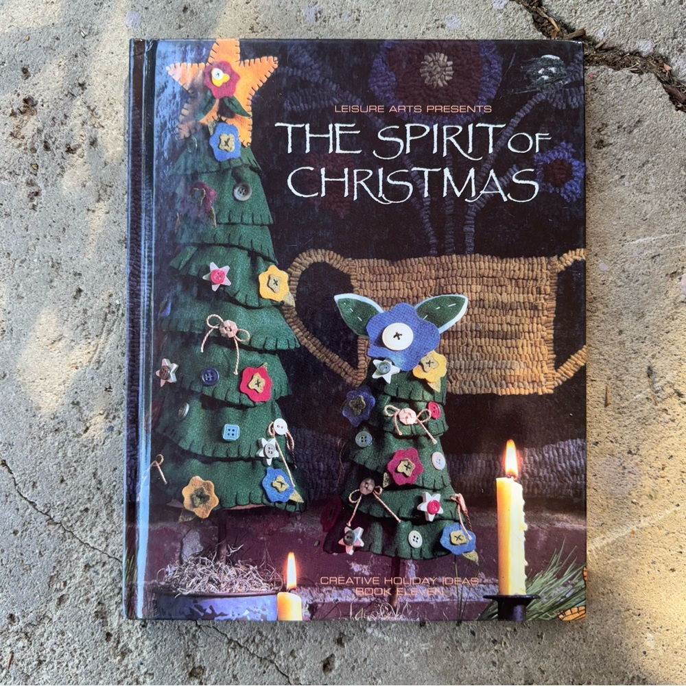 Leisure‎ Arts 'The Spirit of Christmas' Book Vol 11 1997